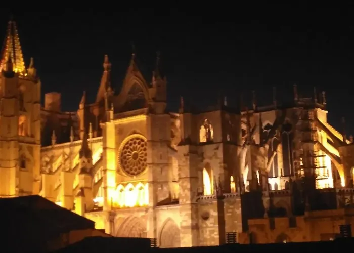 Slow Turisticos Lägenhetshotell León